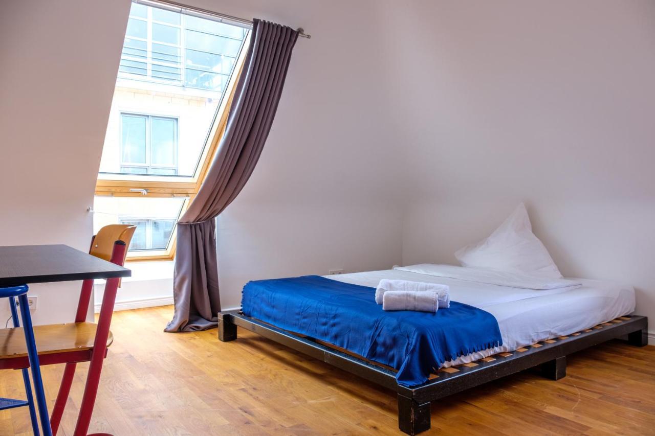 Roof Rooms Карлсруе Екстериор снимка